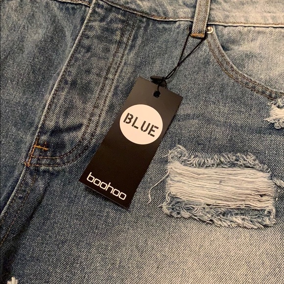 Plus Fray Hem Cheeky Denim Short - Picture 3 of 7